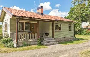 2 Bedroom Lovely Home In Läckeby - Ugglerum