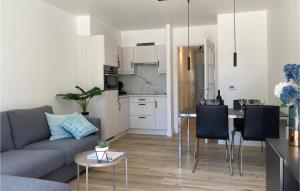 Gorgeous Apartment In Oostende