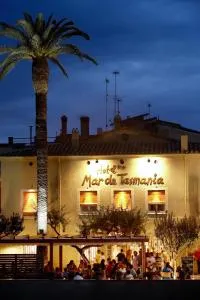 Hotel Mar de Tasmània - Auto Check-in - Monells