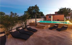Cozy Home In Betiga With Outdoor Swimming Pool 