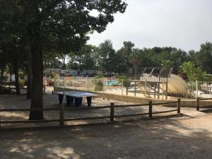 Campings domaine de la sainte baume : photos des chambres