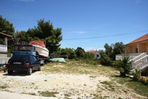 Apartments with a parking space Jezera, Murter - 5107