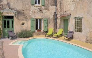 Maisons de vacances Awesome home in La Batie-Rolland with Outdoor swimming pool, WiFi and 4 Bedrooms : photos des chambres