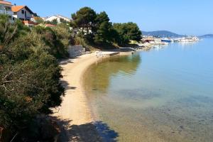 Apartments by the sea Tkon, Pasman - 5840 
