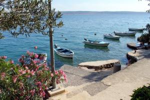Apartments by the sea Starigrad, Paklenica - 6533 