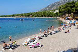 Holiday house with a swimming pool Bol, Brac - 11016