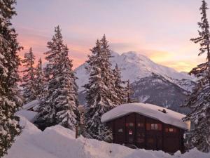 Chalets Chalet Montvalezan-La Rosiere, 9 pieces, 14 personnes - FR-1-398-647 : photos des chambres