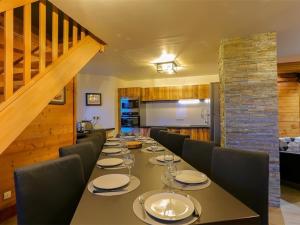 Duplex rénové à Val Thorens - 12 pers, 4 chambres, garage, proche pistes et commerces - FR-1-637-40