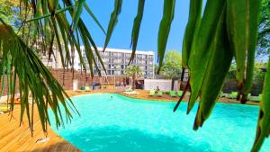 Mojo Resort