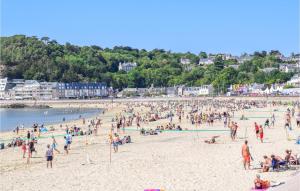 Maisons de vacances Pet Friendly Home In Erquy With Wifi : photos des chambres