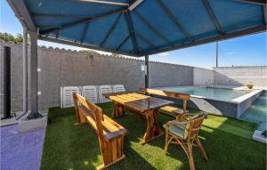 4 Bedroom Amazing Home In Sibenik 