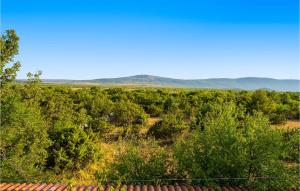 Beautiful Home In Sibenik With Wifi