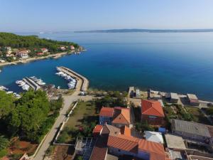 Apartments by the sea Zdrelac, Pasman - 15318