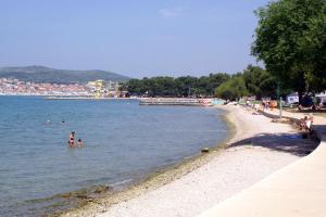 Seaside apartments with a swimming pool Vodice - 16362