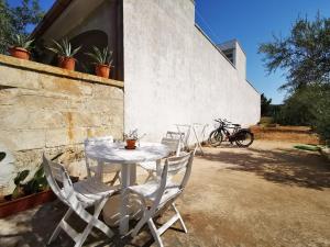 Trullo Salento a 2 passi dal mare by Apulia Home