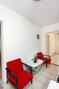 Apartments with parking space Murter - 5084