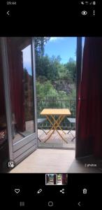 Maison avec vue panoramique à 5mn de saint Rémi sur durolles .