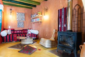 The Old Pomegranate House