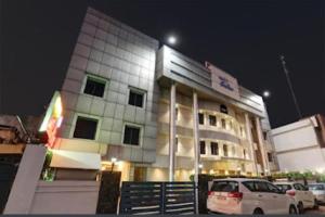 SHELTER HOTEL