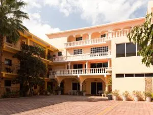 Casablanca Hotel Tula - 伊斯米基尔潘