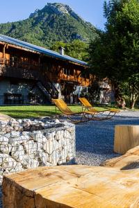 Maisons de vacances Grand chalet convivial avec sa piscine interieure : photos des chambres