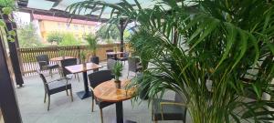 PONI NAKLO - Sobe Marinšek 