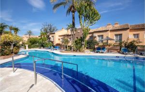 Nice Apartment In Calahonda With Wifi