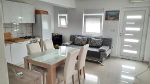 Apartmani Popović Nin