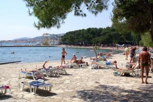 Apartments with a parking space Vodice - 19577