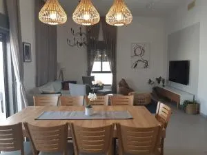 A designed penthouse- Paradise by the sea - Sulam Tsor