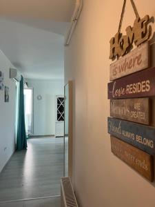 Emi Apartment Mamaia