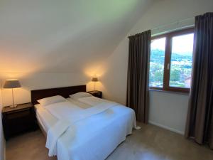 Maisonette im Penthouse-Stil ca 145m2 mit viel Privatsphäre - direkt am Walensee mit Badestrand