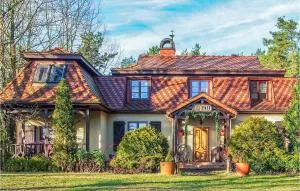 Cozy Home In Lebcz With Kitchen - Łebcz