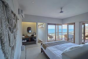 Casa Roni by Xeno - 5 Bedroom Luxury Villa with Ocean View