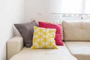 Bright, quiet and nice ground floor in the center