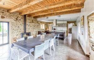 Maisons de vacances Amazing Home In Padis With Outdoor Swimming Pool, Private Swimming Pool And 4 Bedrooms : photos des chambres