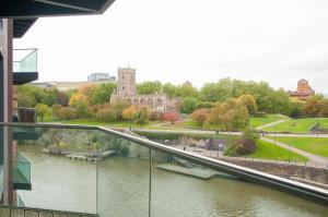 Cleyro Serviced Apartments - Finzels Reach