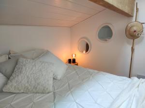 Maisons de vacances Campagne et Jacuzzi ... c'est cosy le Bumble Bee ! : photos des chambres