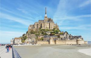 2 Bedroom Stunning Home In Bacilly