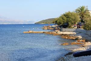 Apartments by the sea Slatine, Ciovo - 6018