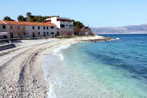 Apartments by the sea Slatine, Ciovo - 6061