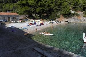 Apartments by the sea Cove Bristova, Hvar - 5716