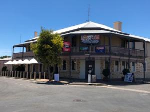 Cornwall Hotel