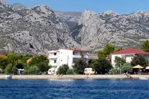 Apartments and rooms by the sea Seline, Paklenica - 6440 - Seline