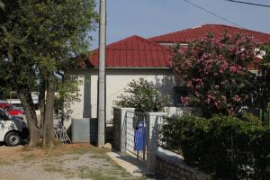 Apartments with a parking space Seline, Paklenica - 6604 