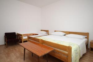 Apartments with parking space Seline, Paklenica - 6604