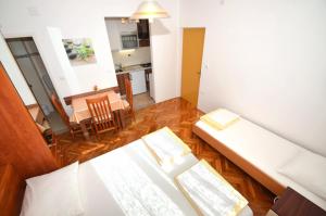 Studio room in Apartments by the sea Seline Paklenica - 6544