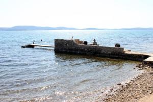 Apartments by the sea Sukosan, Zadar - 6120