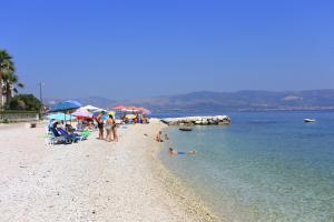 Apartments by the sea Slatine, Ciovo - 1098