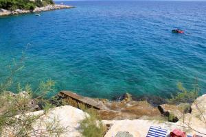 Seaside apartments with a swimming pool Rastici, Ciovo - 11092